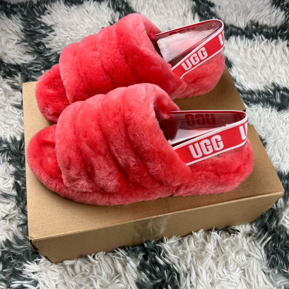 UGG Fluff Yeah Slide Slipper Neon Coral Size 9 WORN ONCE!
